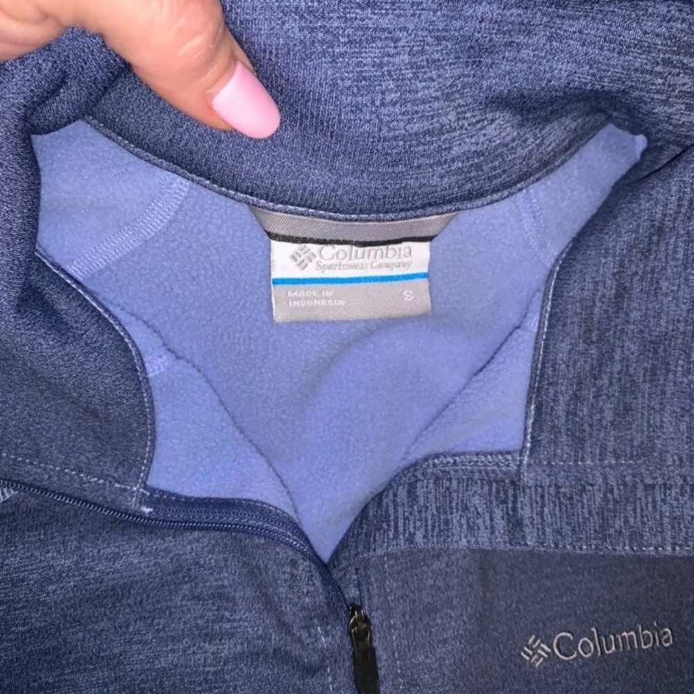Columbia bluish purple light jacket worn twice